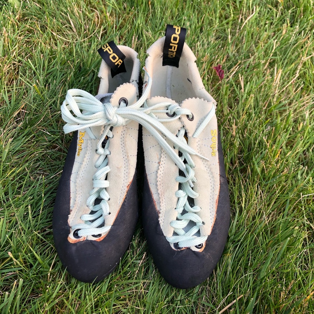 La Sportiva Mythos Eco Climbing Shoes